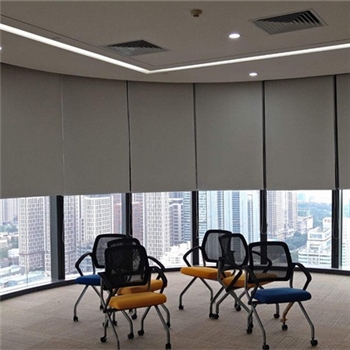 客廳裝修，你會(huì)選擇使用推拉門(mén)嗎？